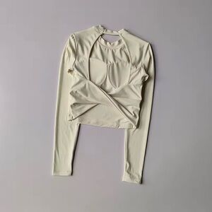 🌿 Cream Long Sleeve Top